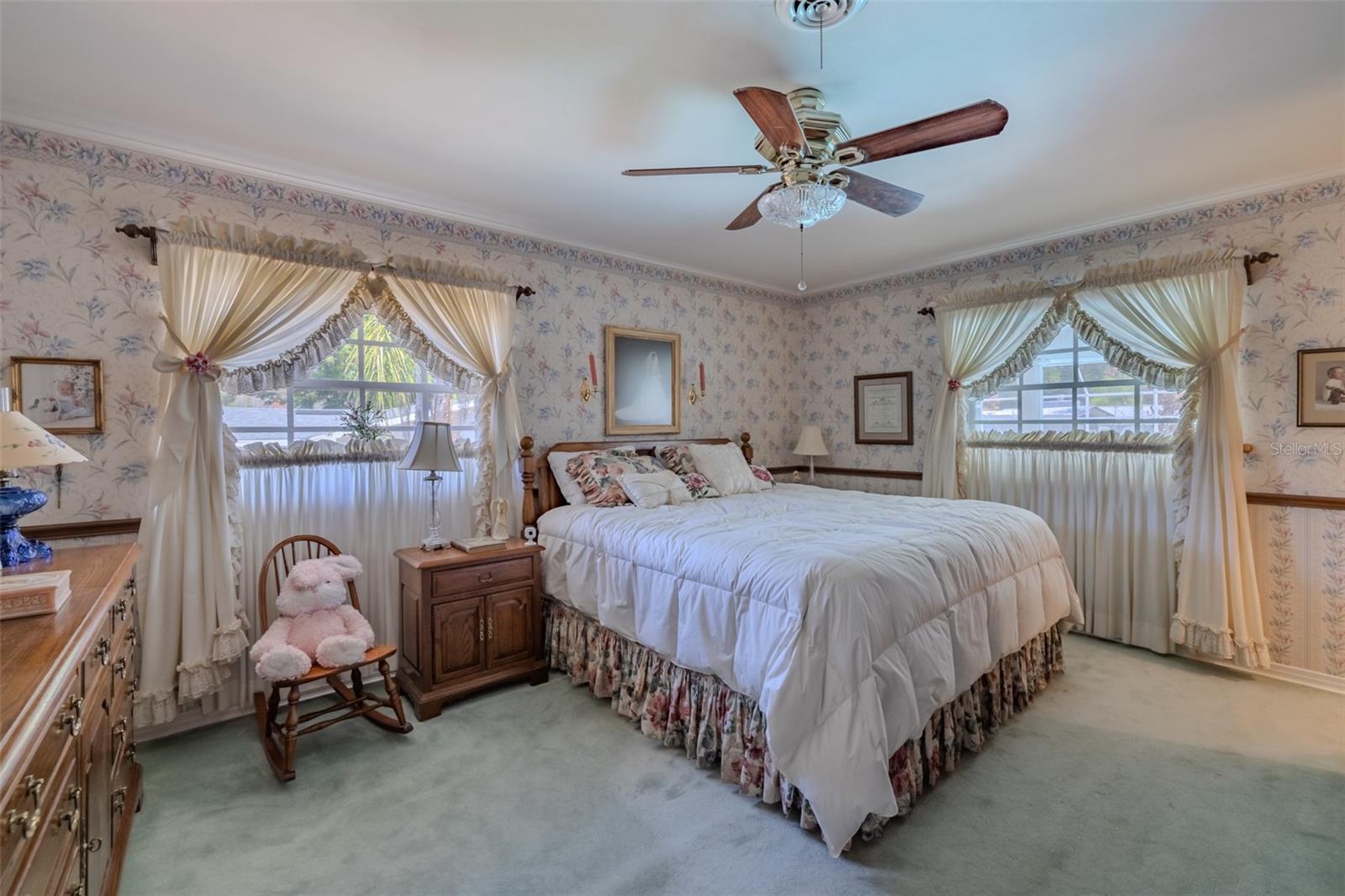 Image 35 of 56 For 805 Sylvan Drive