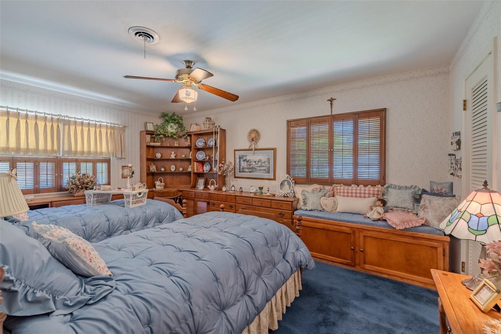 Image 39 of 56 For 805 Sylvan Drive