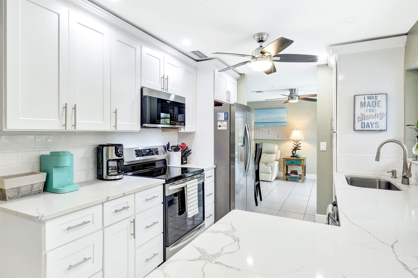 Image 3 of 42 For 5103 Pelican Boulevard