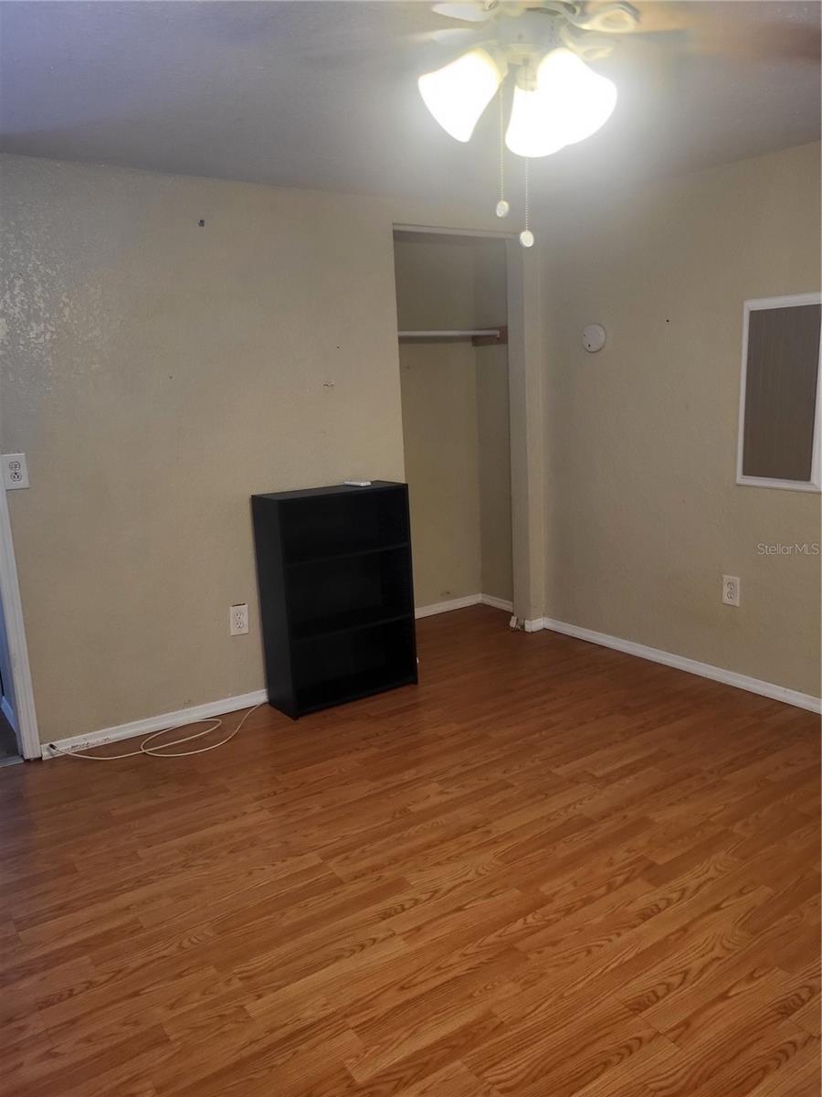 Image 6 of 19 For 6580 Seminole Boulevard 727