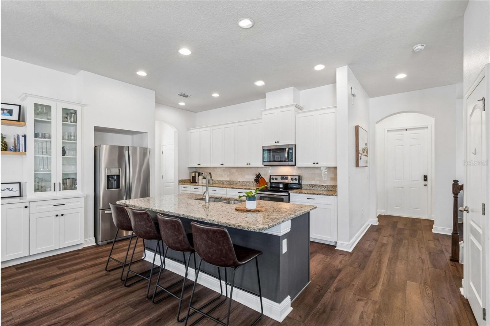 Image 13 of 55 For 7602 West Shore Boulevard