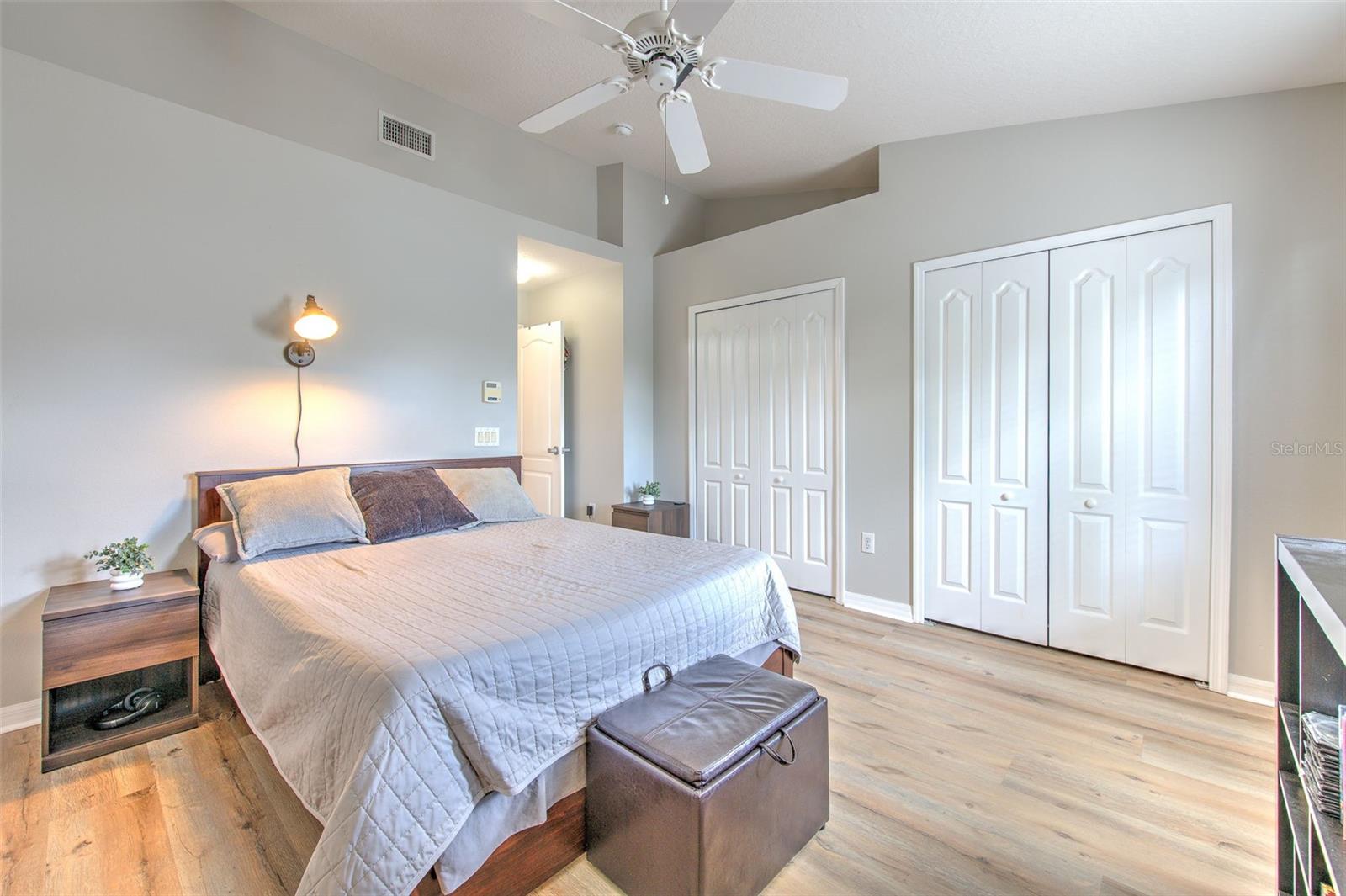 Image 12 of 20 For 12847 Kings Crossing Drive