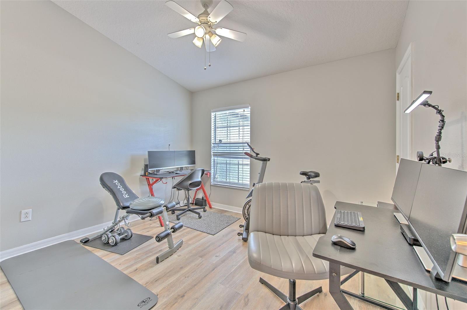 Image 15 of 20 For 12847 Kings Crossing Drive