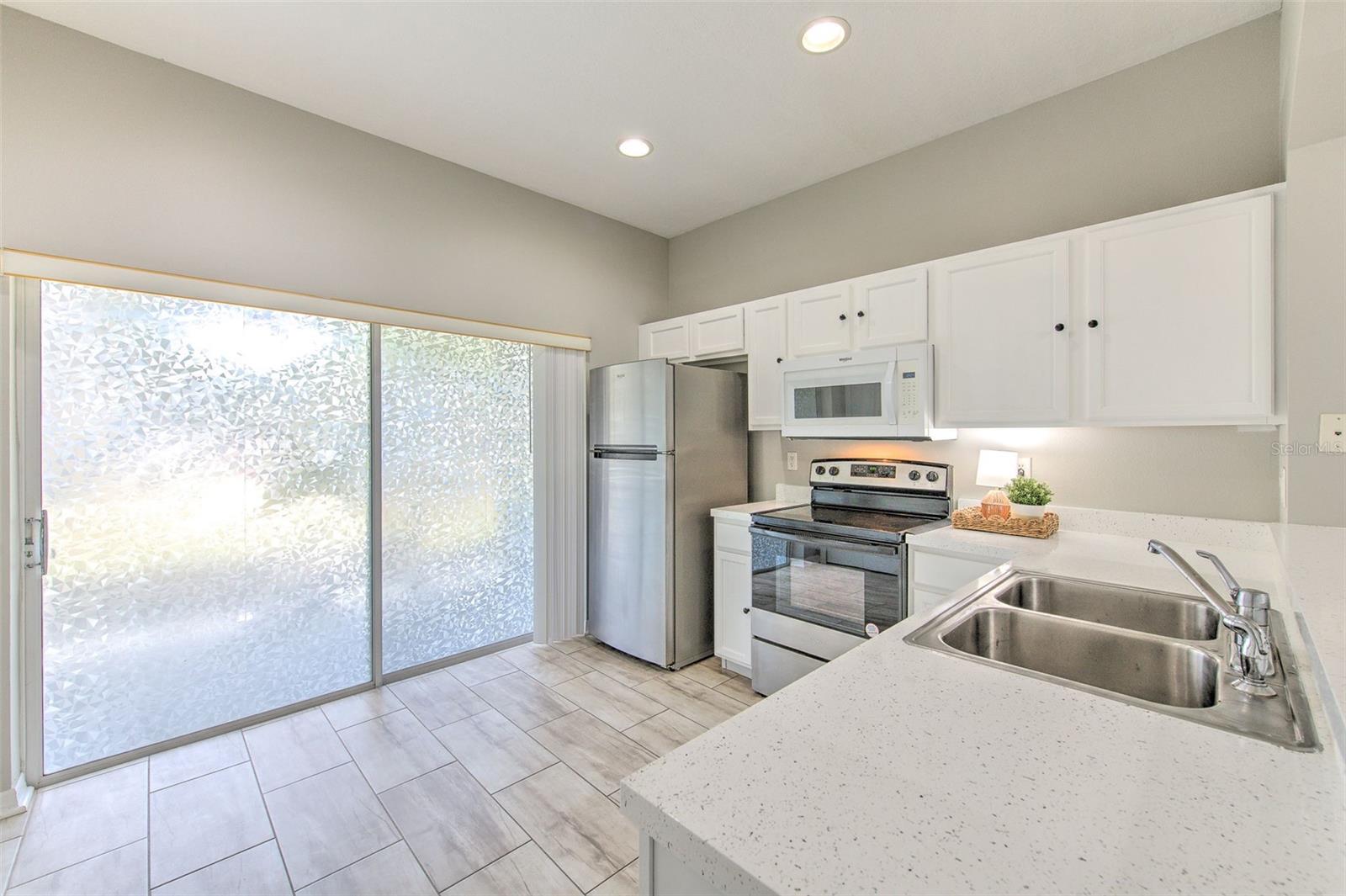 Image 6 of 20 For 12847 Kings Crossing Drive