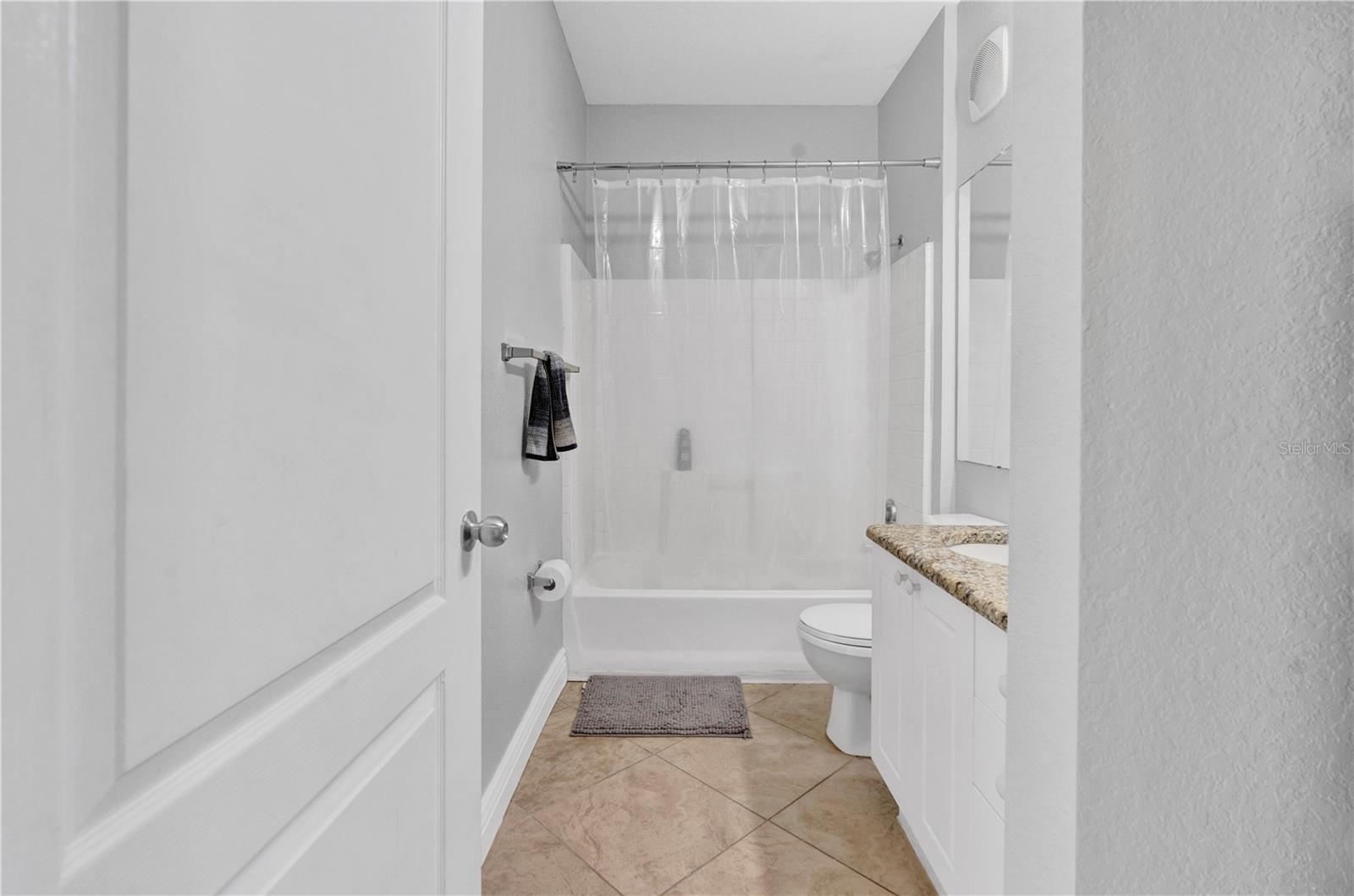 Image 8 of 40 For 2731 Via Capri  928