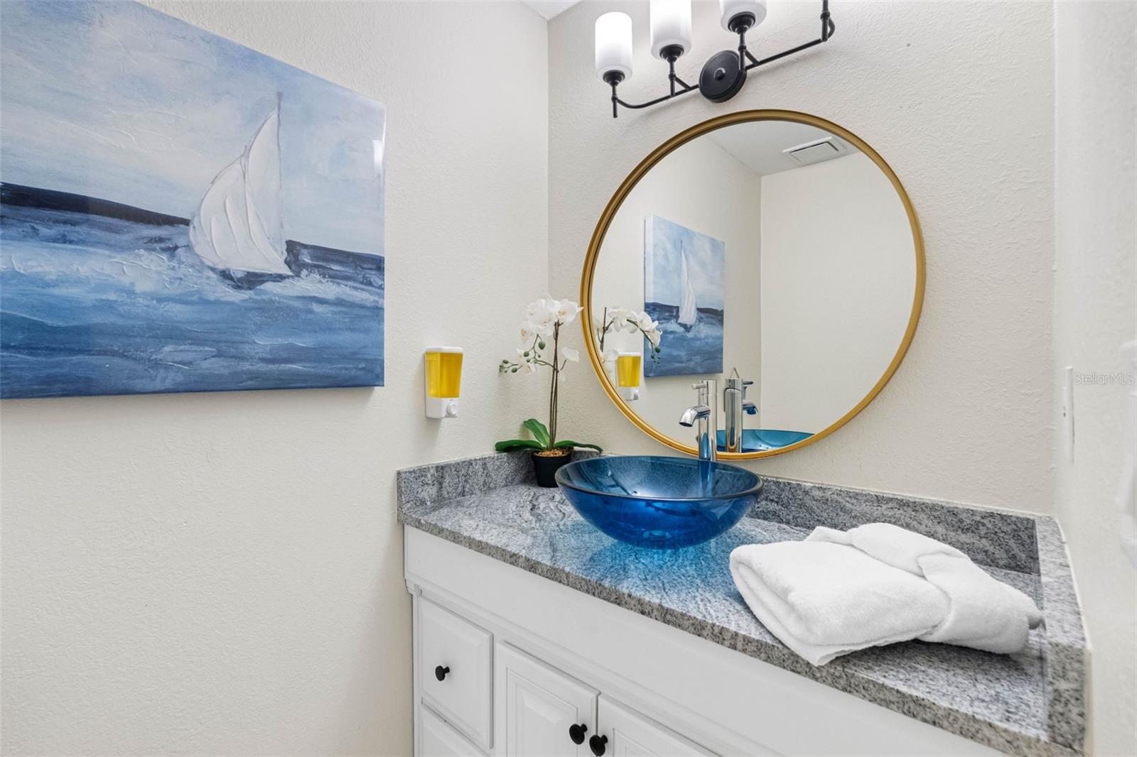 Image 40 of 94 For 1811 Nursery Road