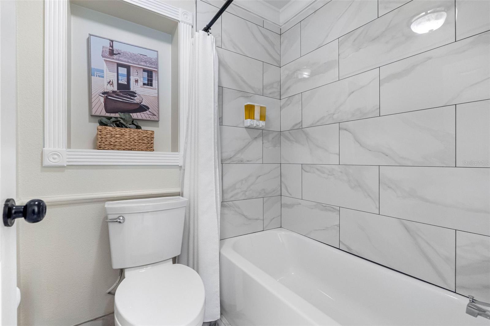 Image 42 of 94 For 1811 Nursery Road