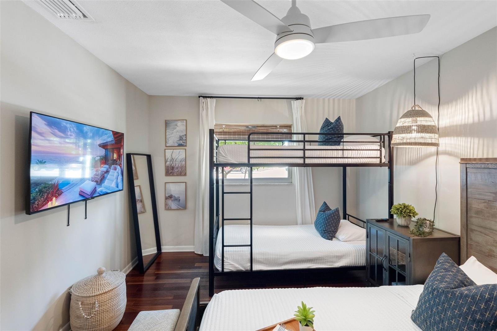 Image 58 of 94 For 1811 Nursery Road