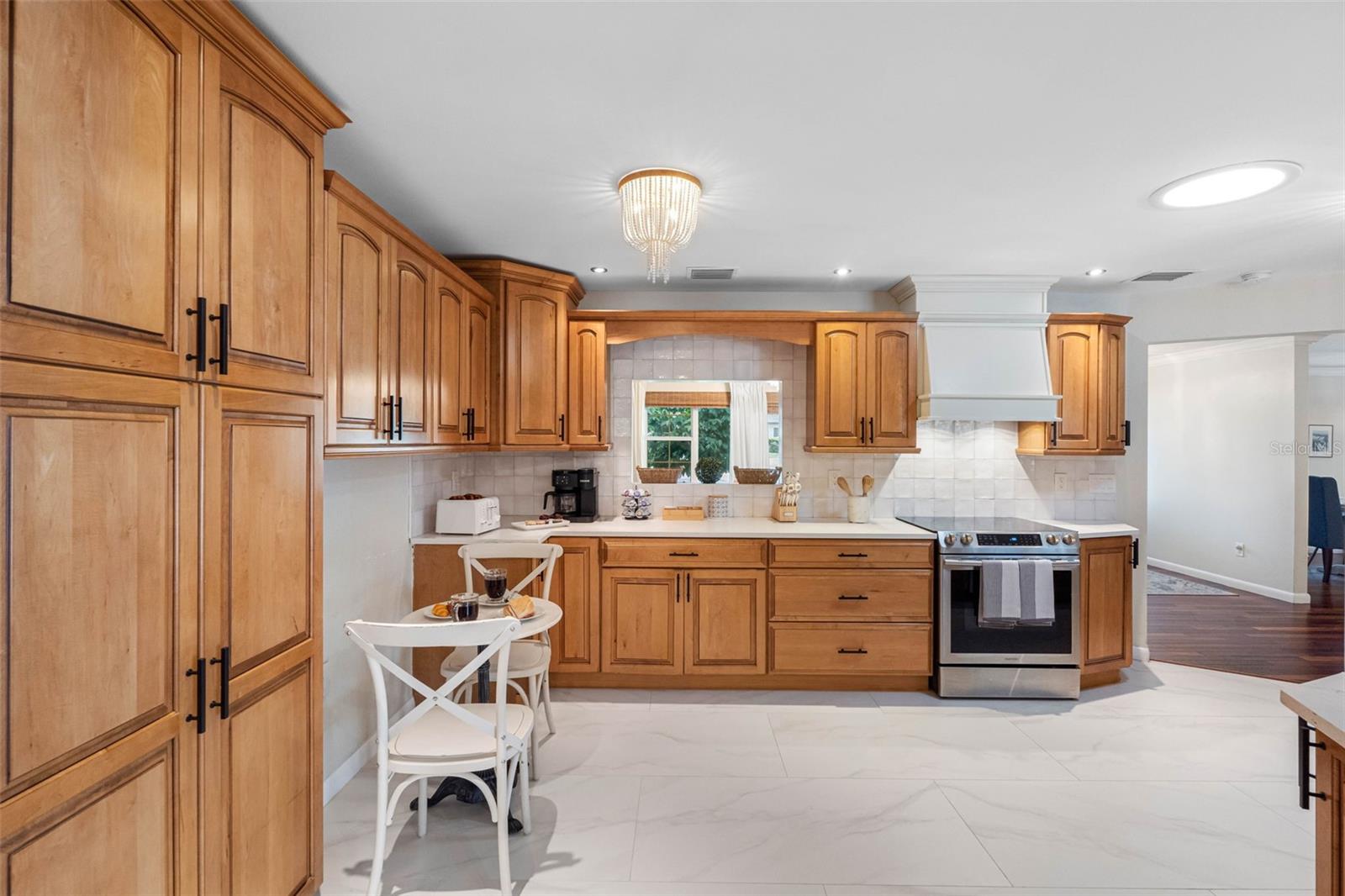 Image 77 of 94 For 1811 Nursery Road