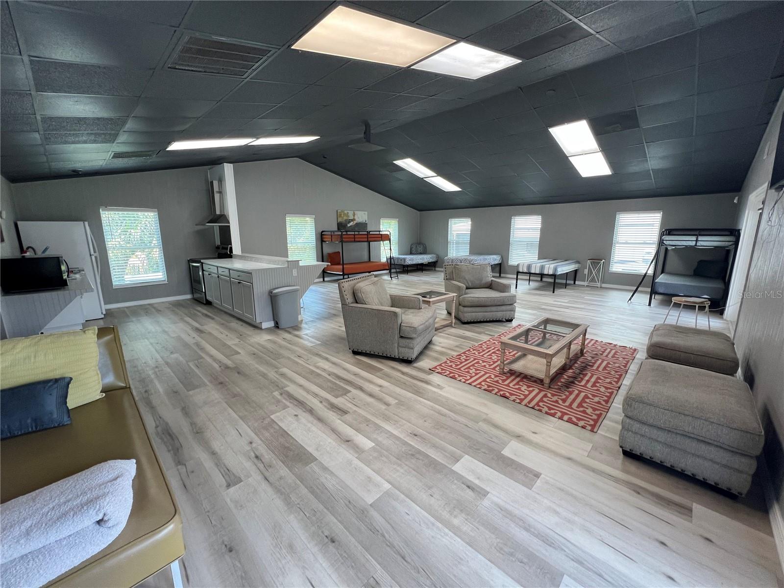 Image 8 of 21 For 8806 Start Center Street