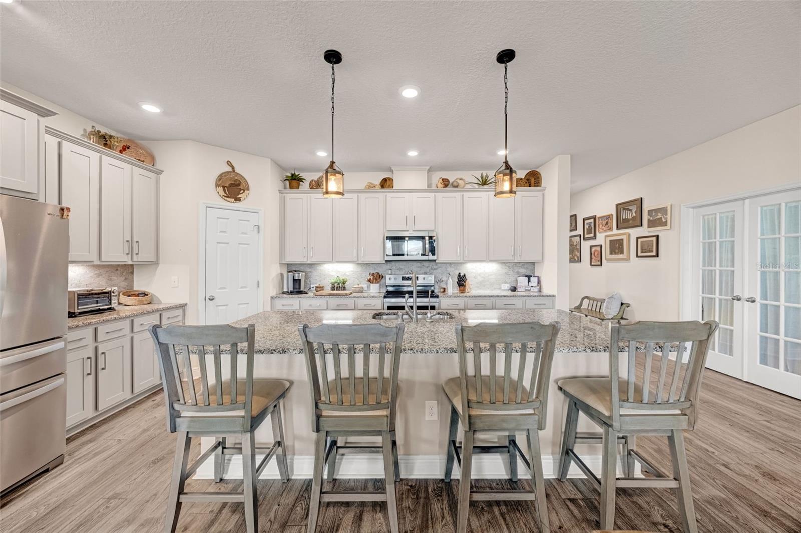 Image 18 of 69 For 5526 Gavella Cove