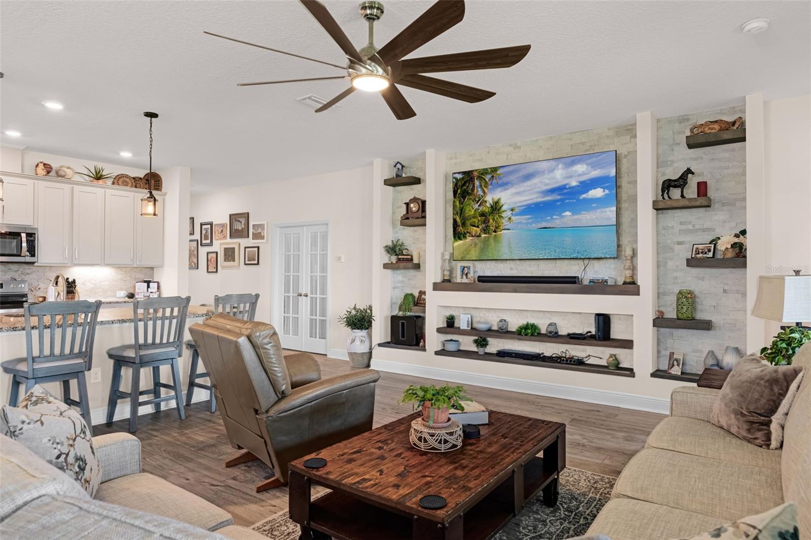 Image 27 of 69 For 5526 Gavella Cove