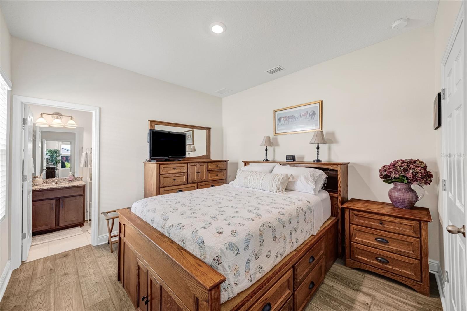 Image 33 of 69 For 5526 Gavella Cove