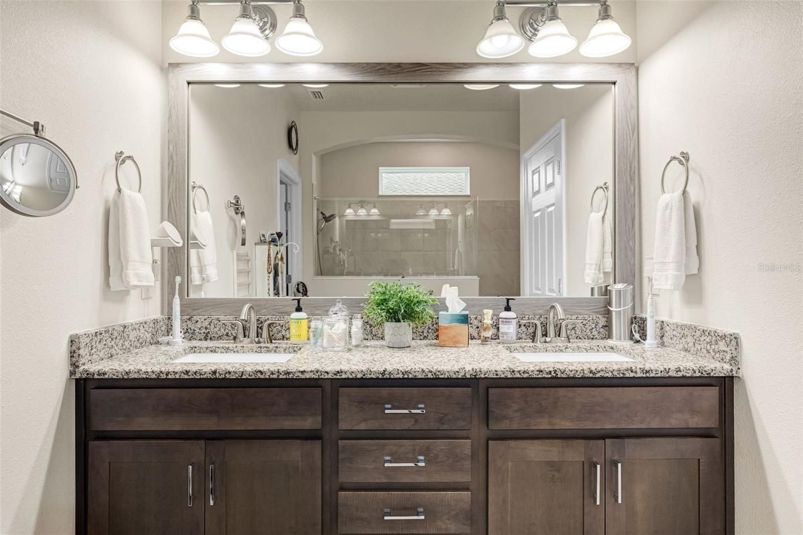 Image 42 of 69 For 5526 Gavella Cove