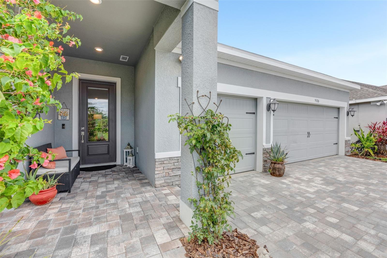 Image 6 of 69 For 5526 Gavella Cove