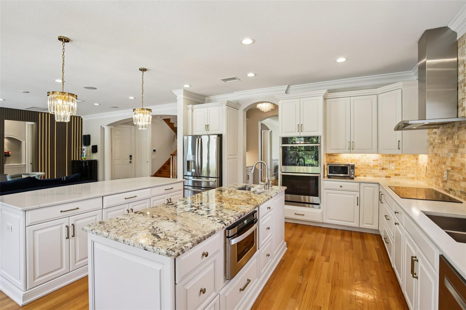 Image 15 of 79 For 3621 Morrison Avenue