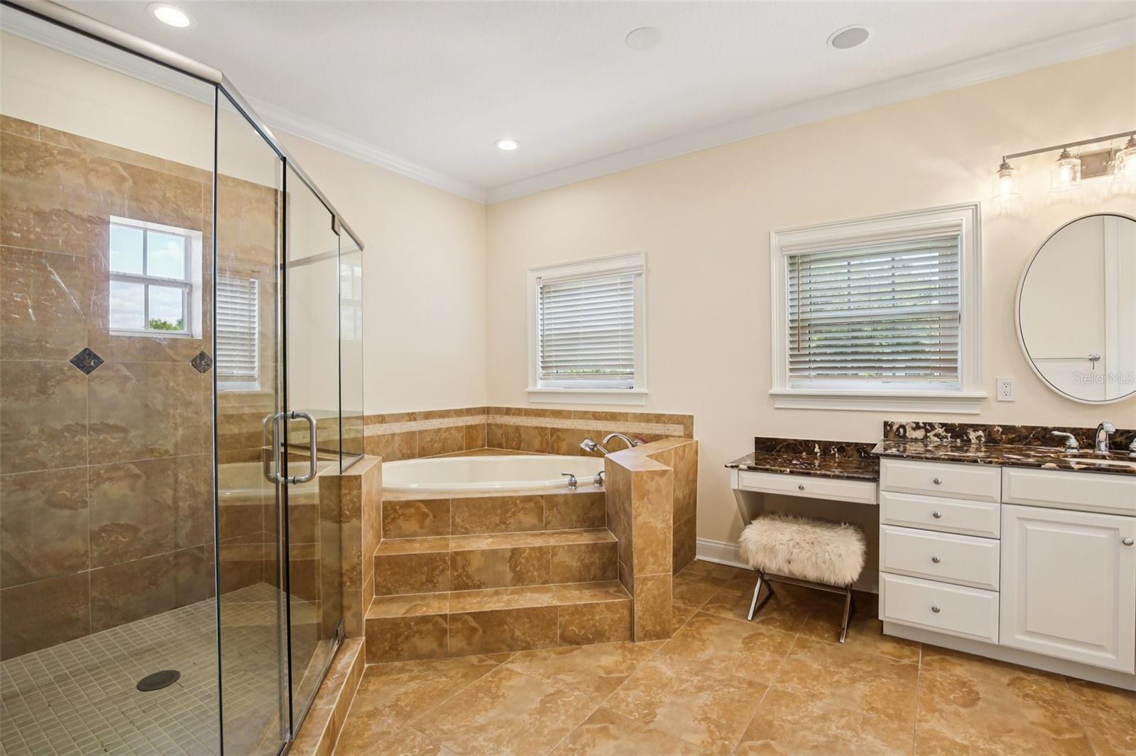 Image 35 of 79 For 3621 Morrison Avenue