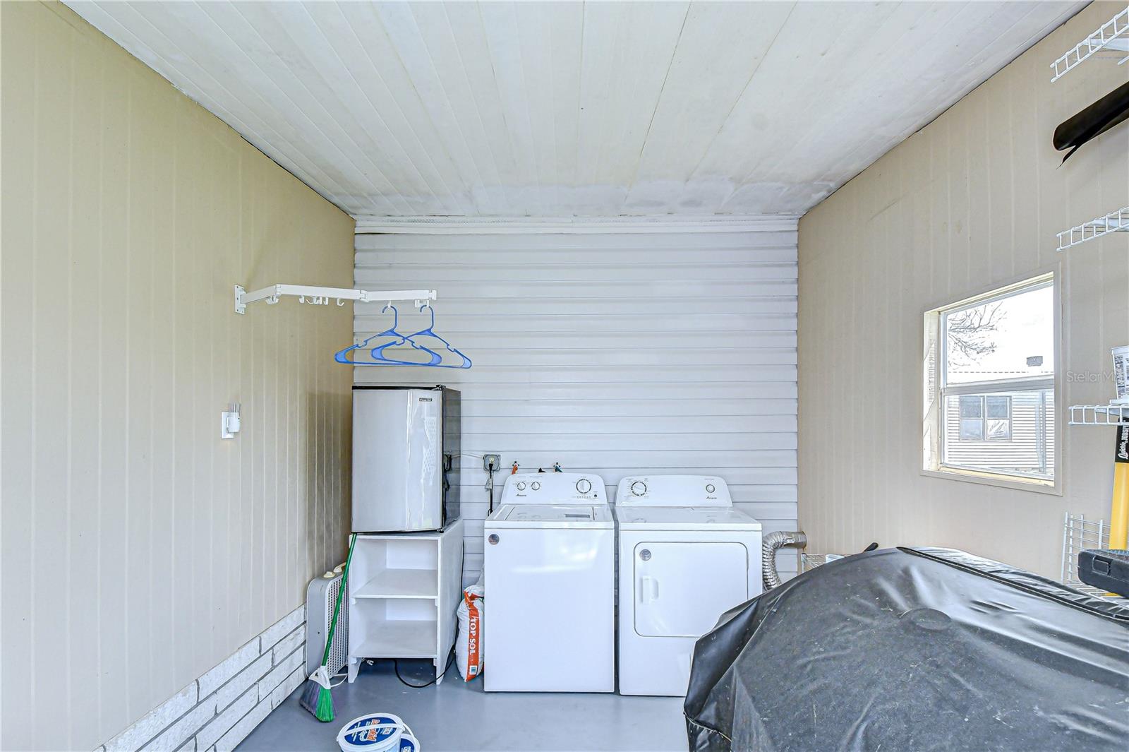 Image 11 of 44 For 3118 Shady Creek Drive