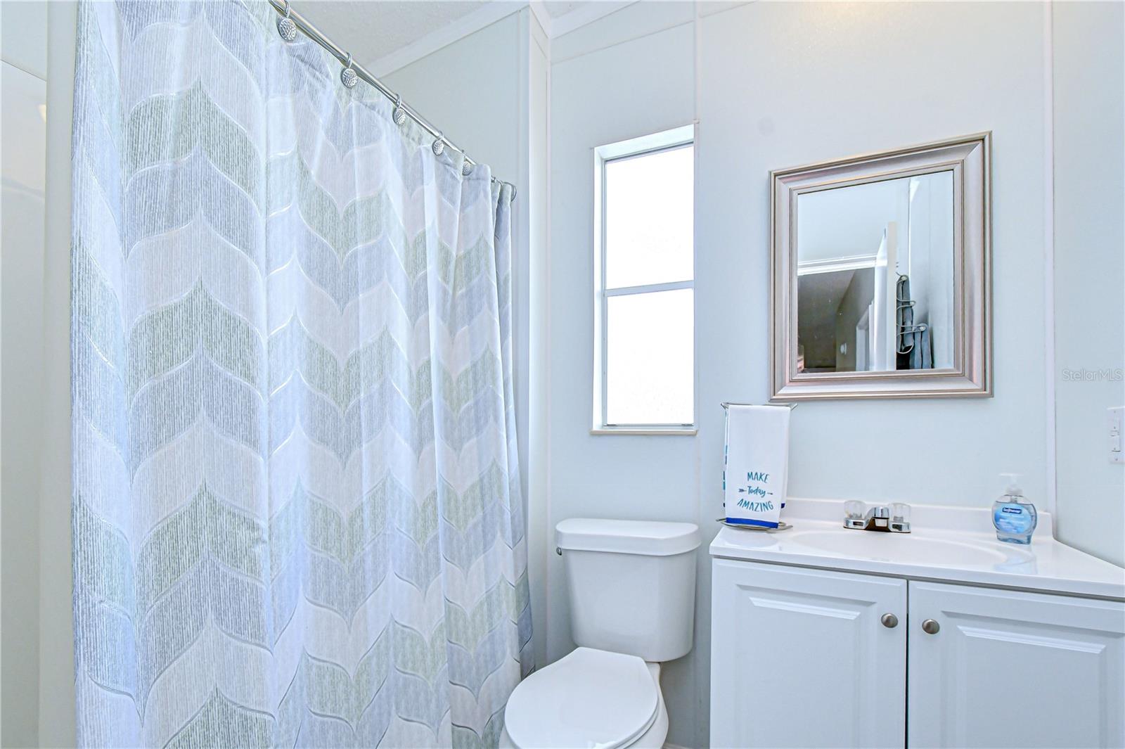 Image 18 of 44 For 3118 Shady Creek Drive