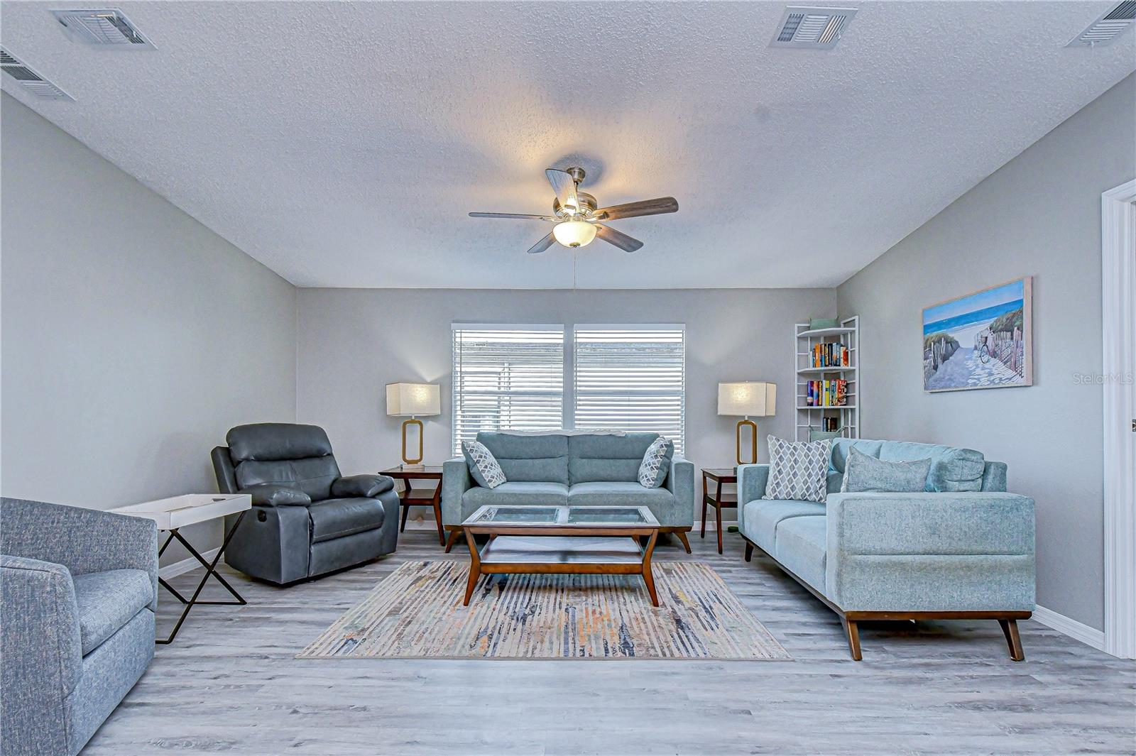 Image 23 of 44 For 3118 Shady Creek Drive