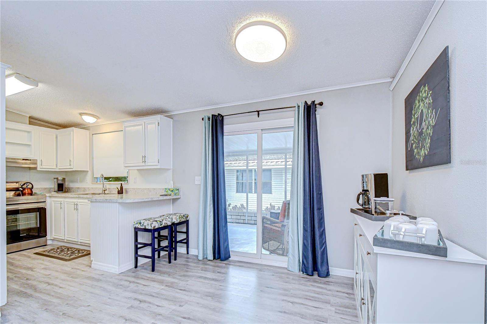 Image 26 of 44 For 3118 Shady Creek Drive