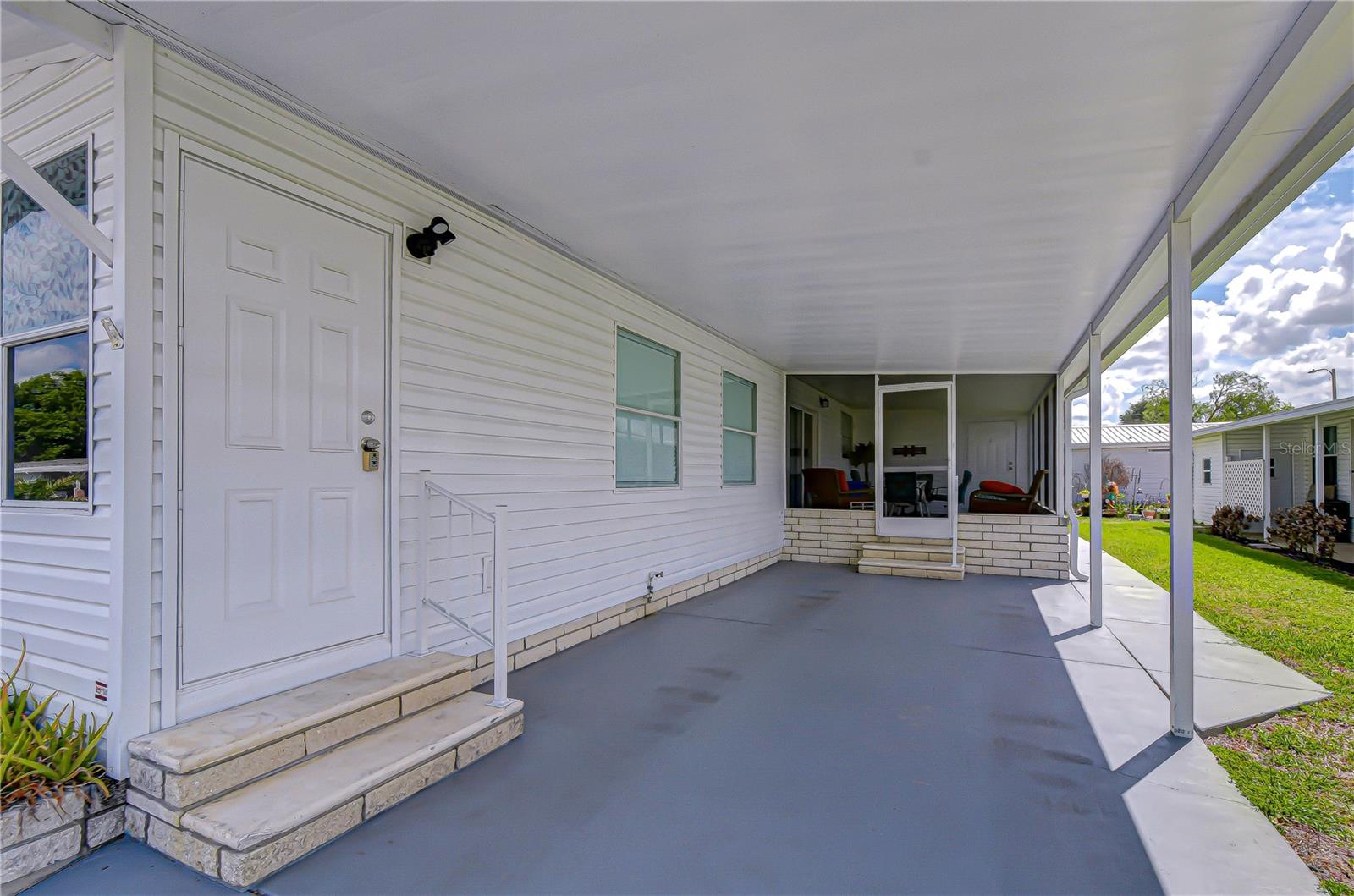 Image 3 of 44 For 3118 Shady Creek Drive