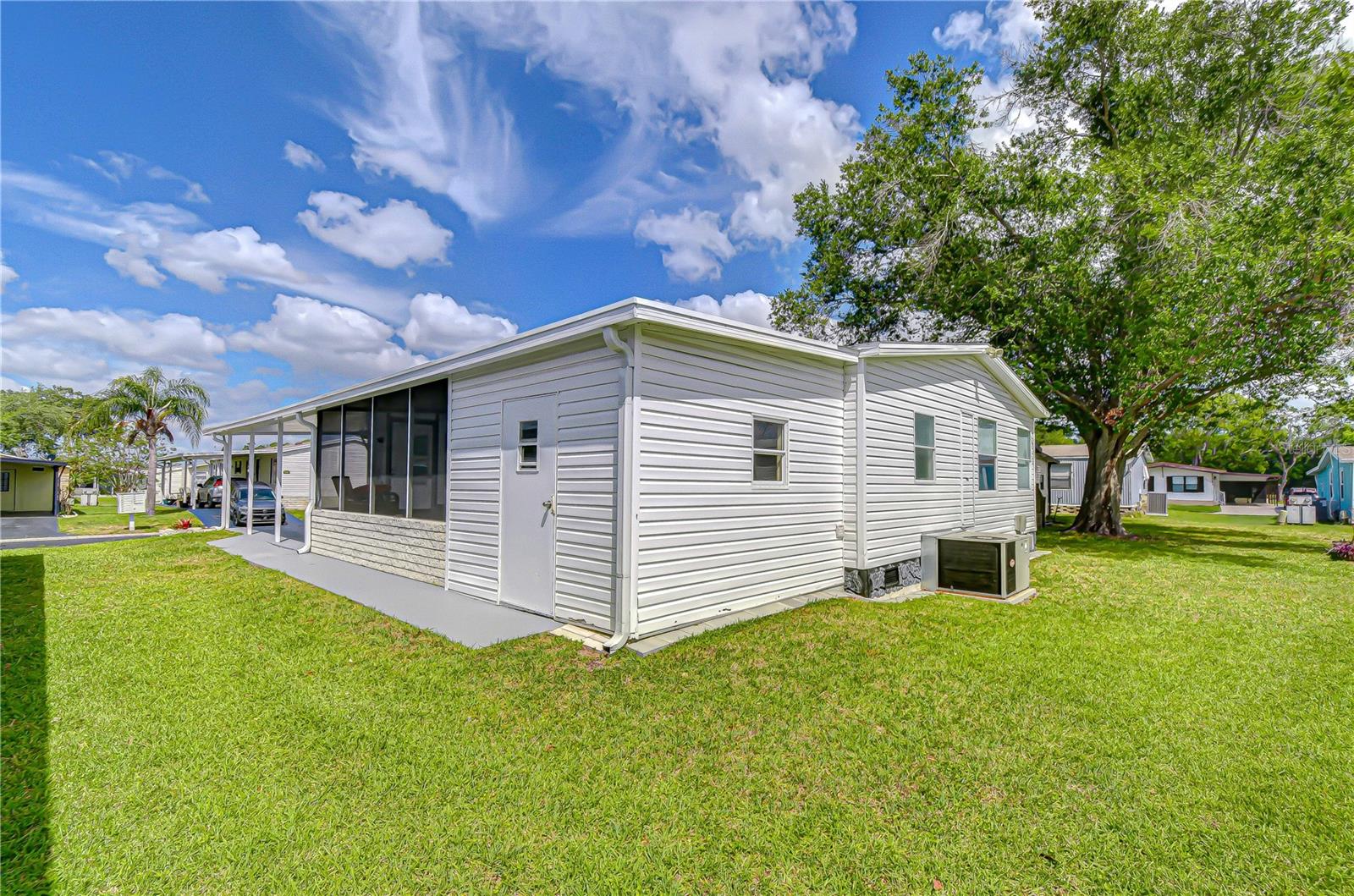 Image 5 of 44 For 3118 Shady Creek Drive