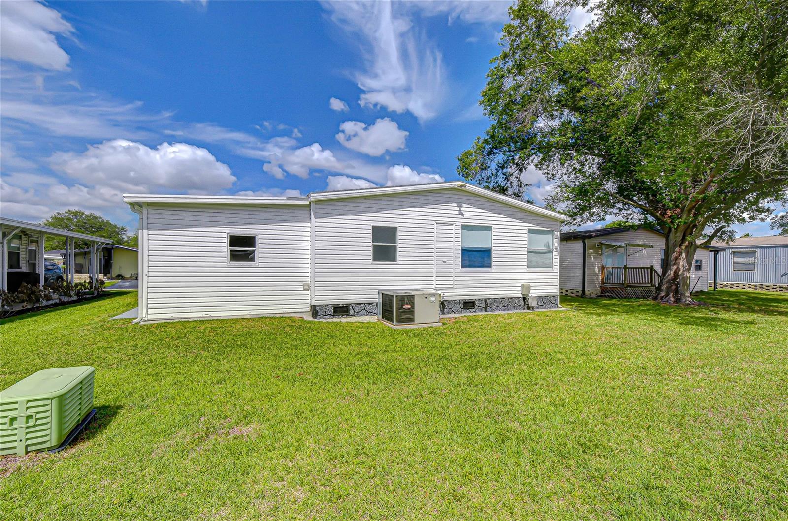 Image 6 of 44 For 3118 Shady Creek Drive