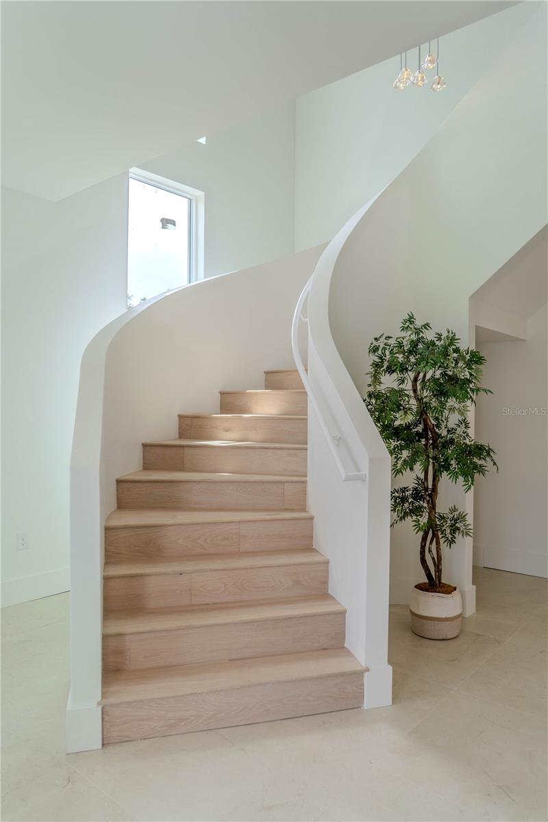 Image 17 of 87 For 4414 Lawn Avenue