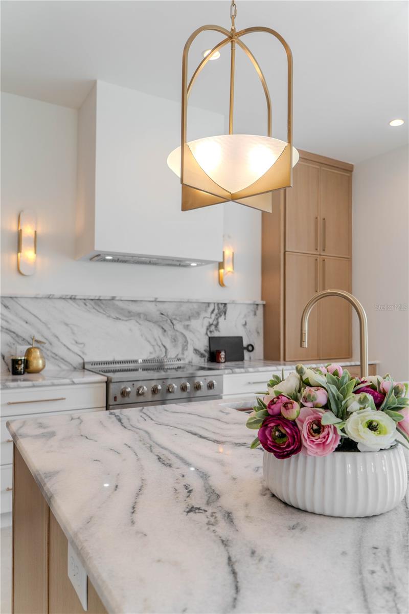 Image 19 of 87 For 4414 Lawn Avenue