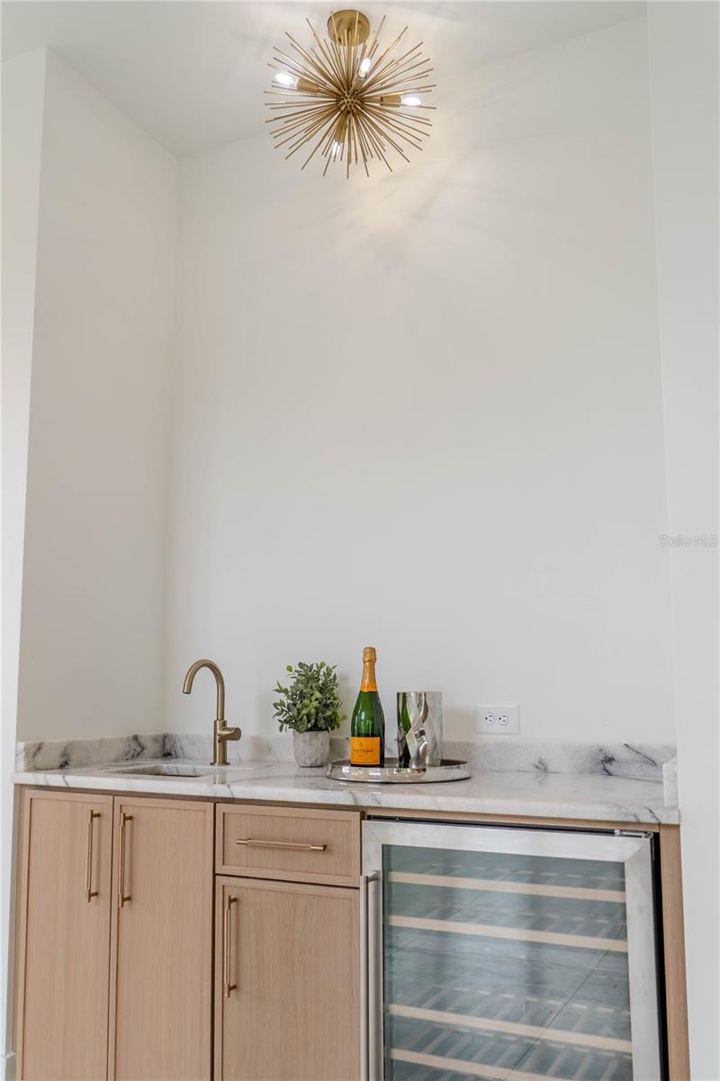 Image 22 of 87 For 4414 Lawn Avenue