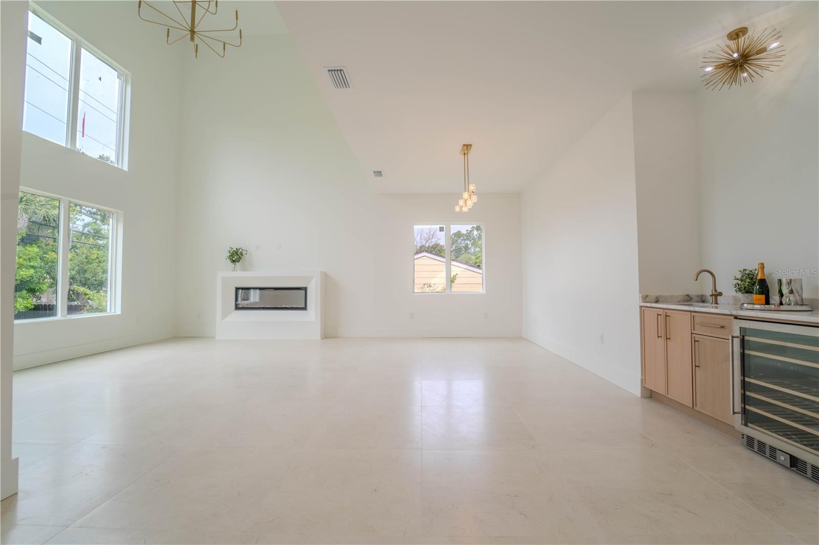 Image 46 of 87 For 4414 Lawn Avenue