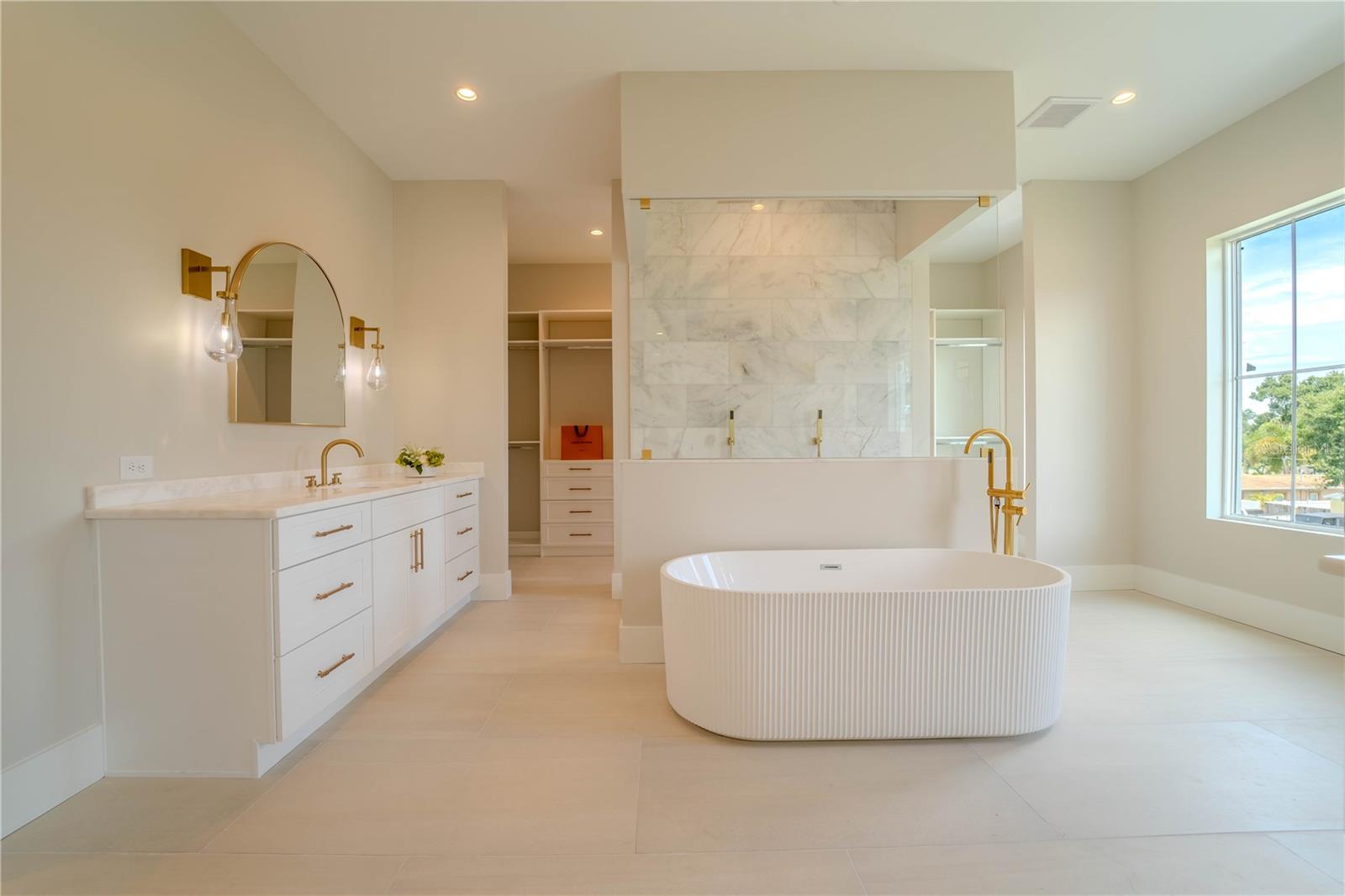 Image 58 of 87 For 4414 Lawn Avenue