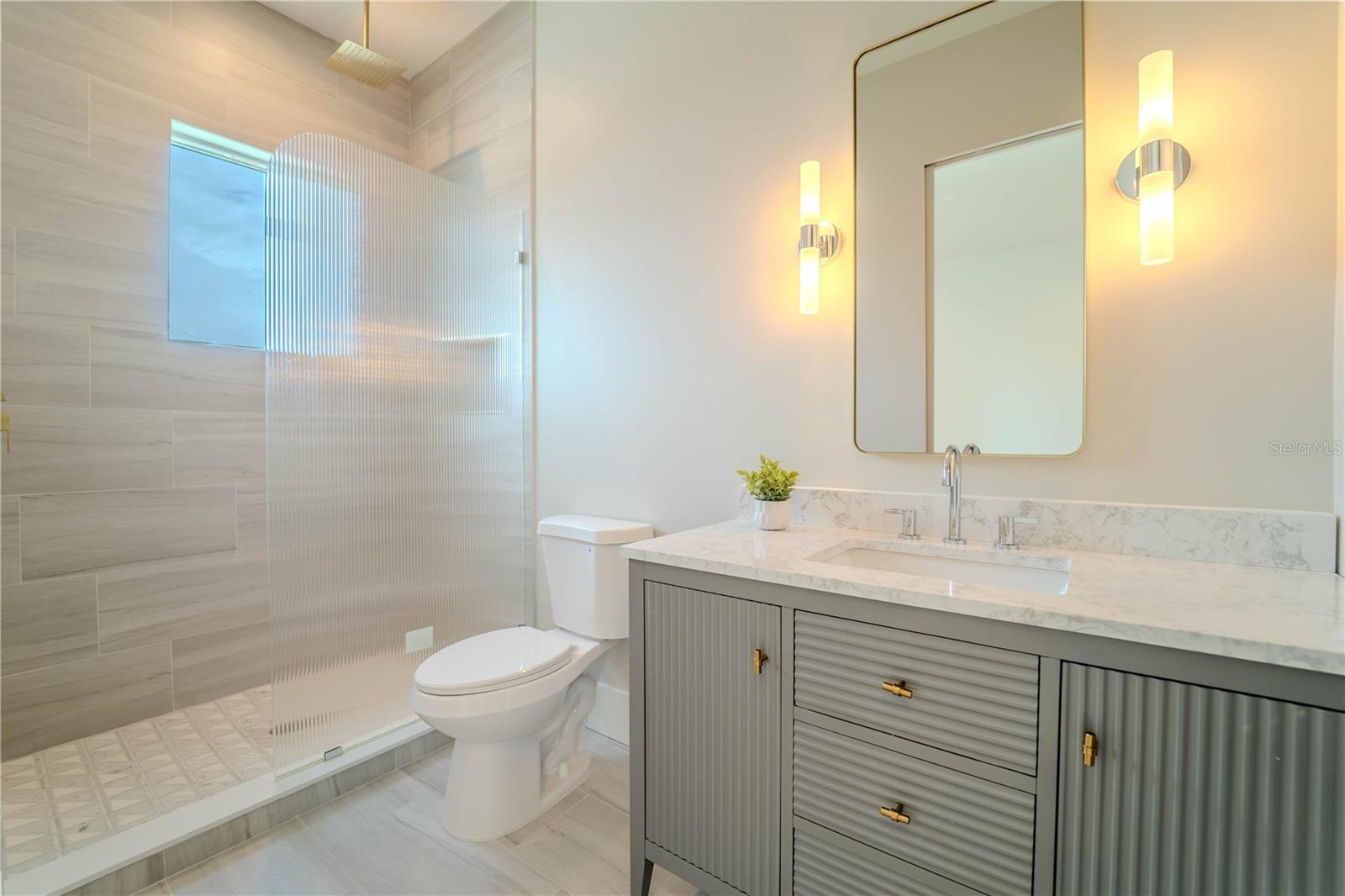 Image 82 of 87 For 4414 Lawn Avenue