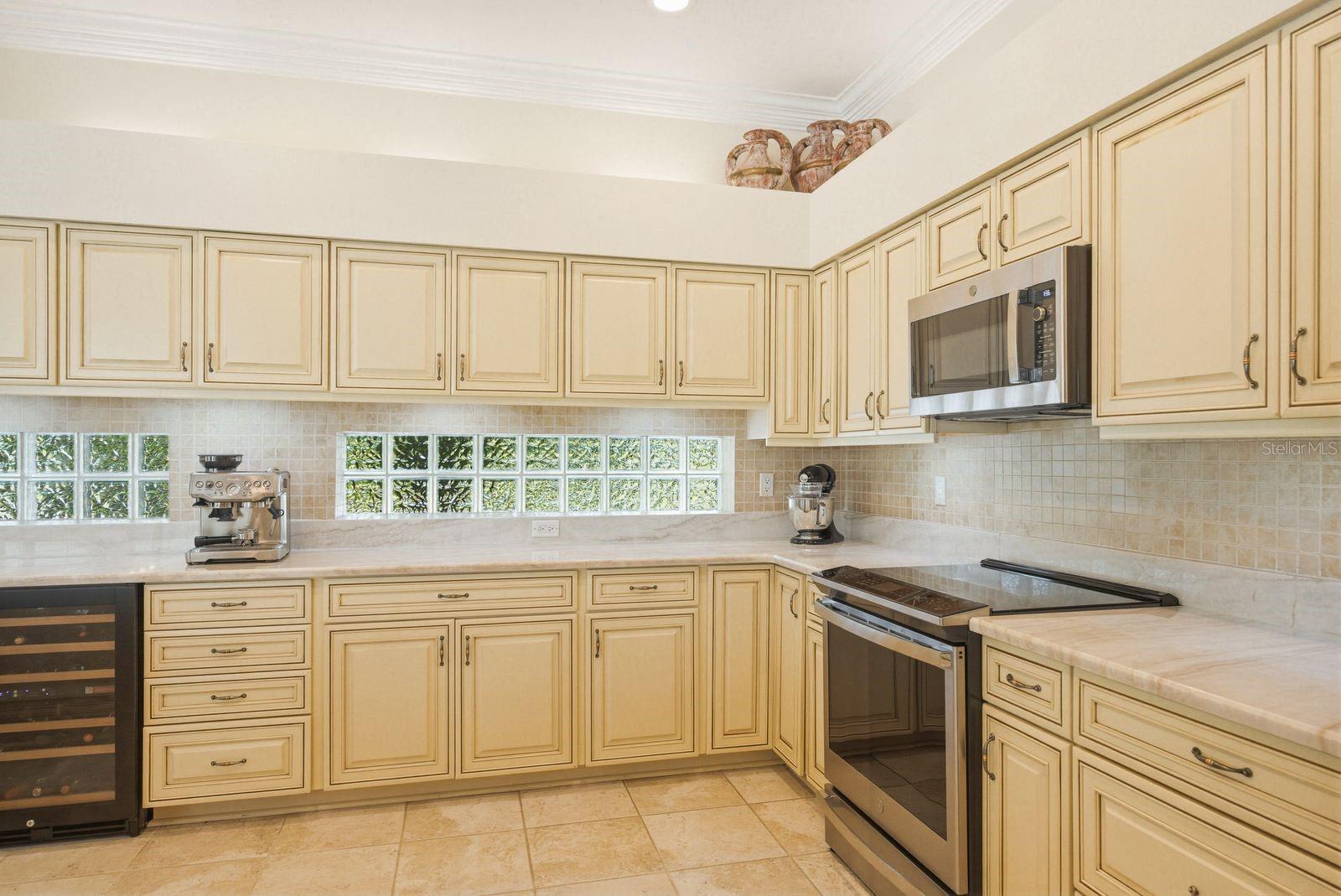 Image 28 of 79 For 3343 Crescent Oaks Boulevard