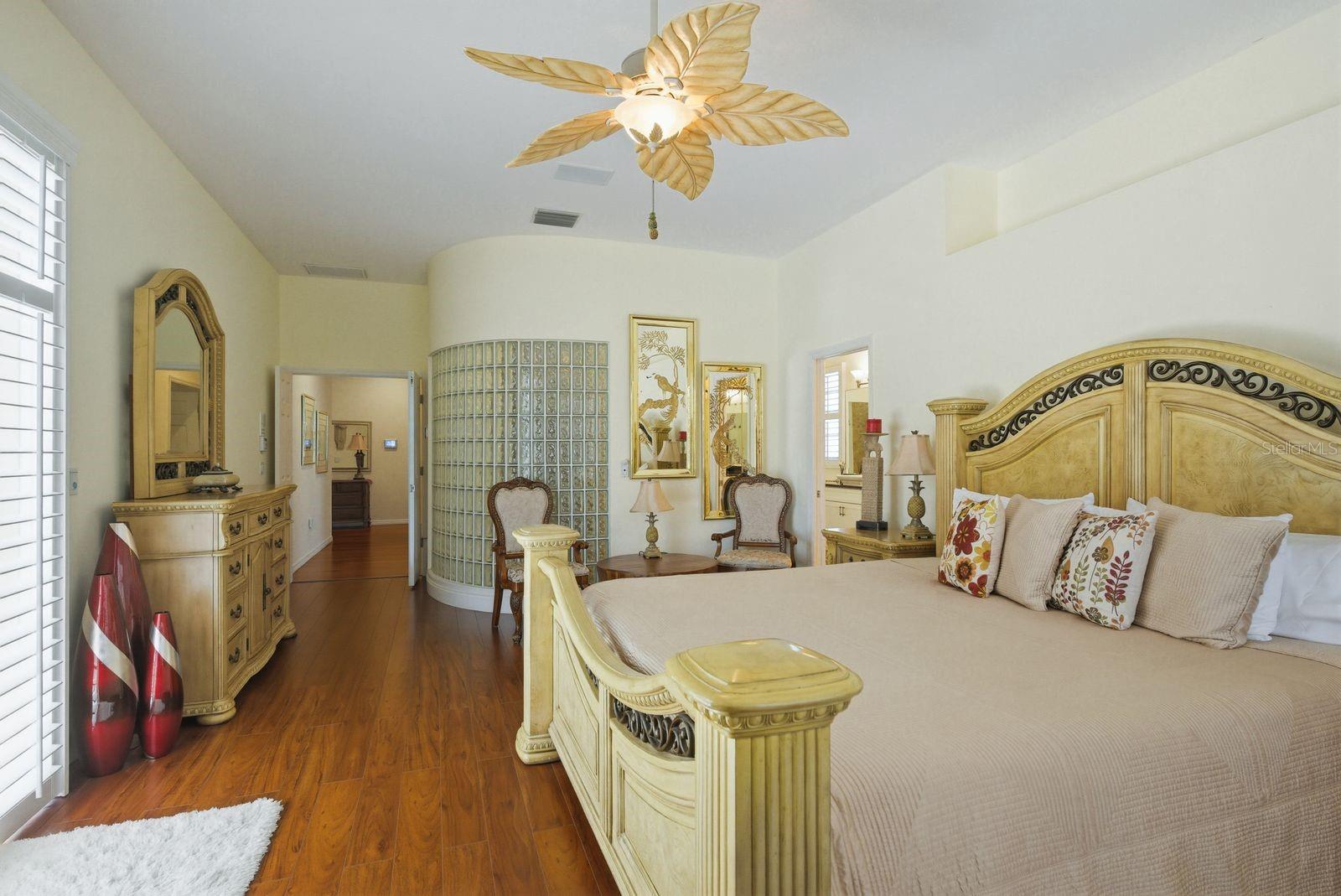 Image 32 of 79 For 3343 Crescent Oaks Boulevard