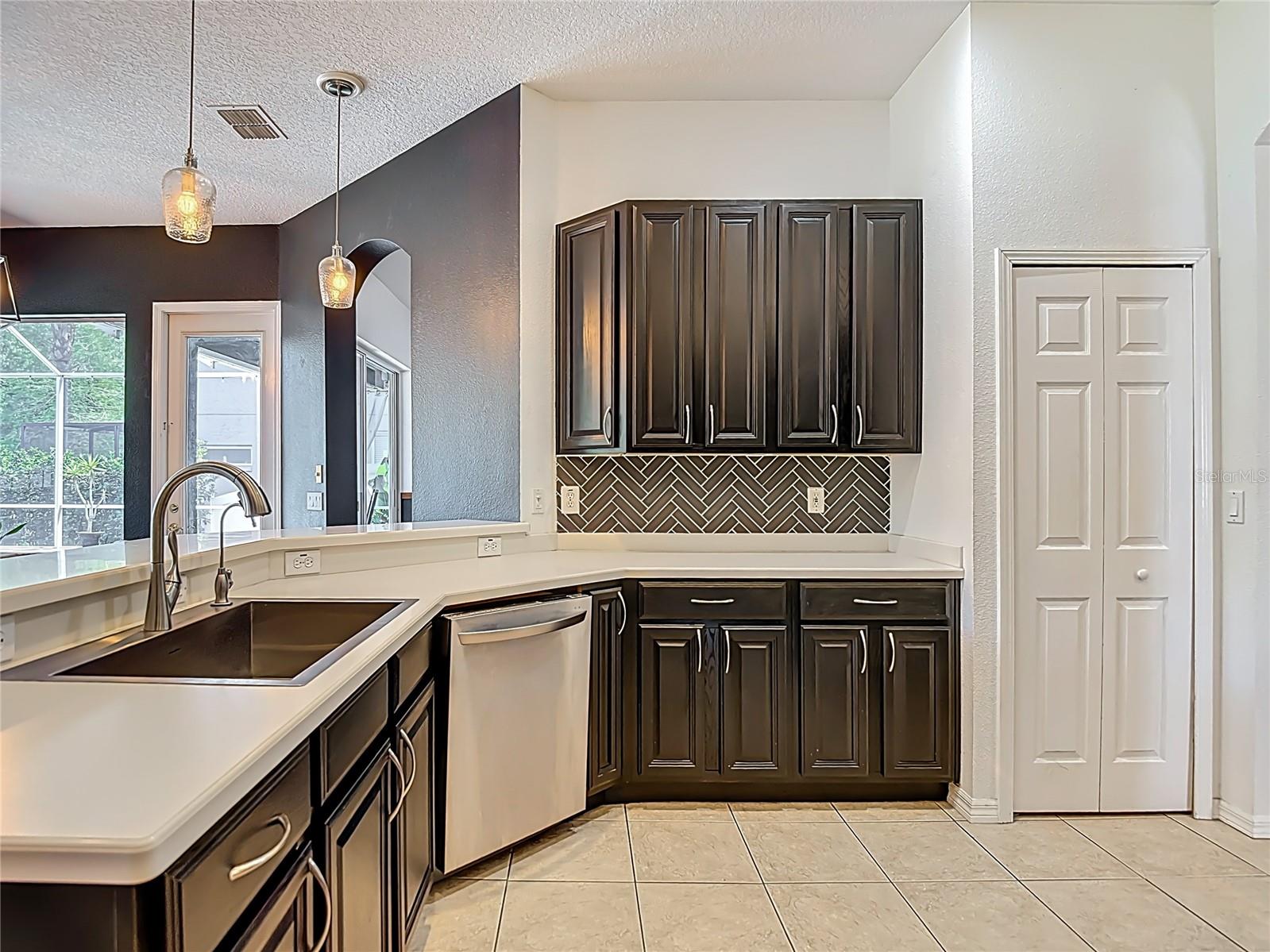 Image 29 of 86 For 12919 Framingham Court