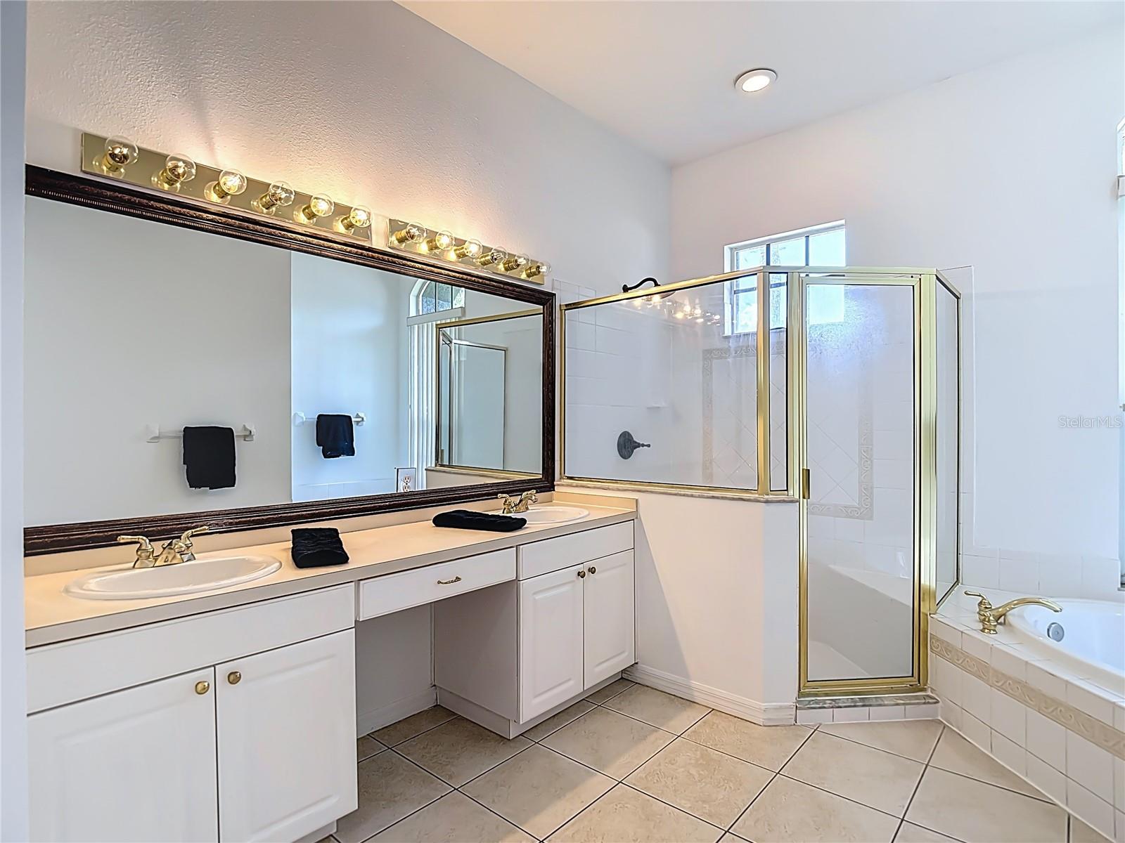 Image 51 of 86 For 12919 Framingham Court