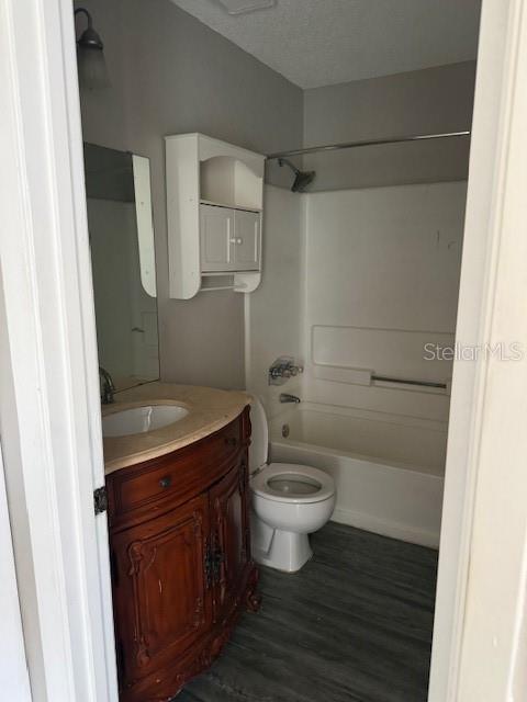 Image 7 of 8 For 7298 Ulmerton Rd  611