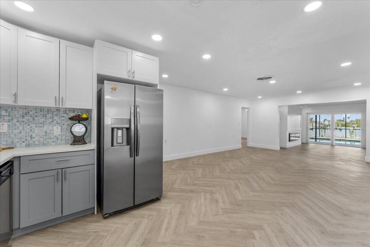 Image 10 of 51 For 3747 Floramar Terrace