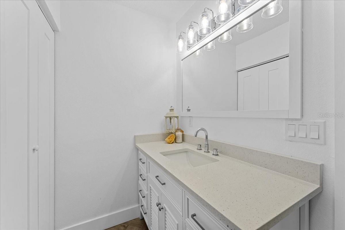 Image 18 of 51 For 3747 Floramar Terrace