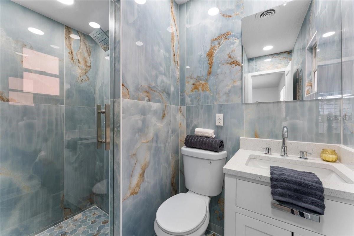 Image 42 of 51 For 3747 Floramar Terrace