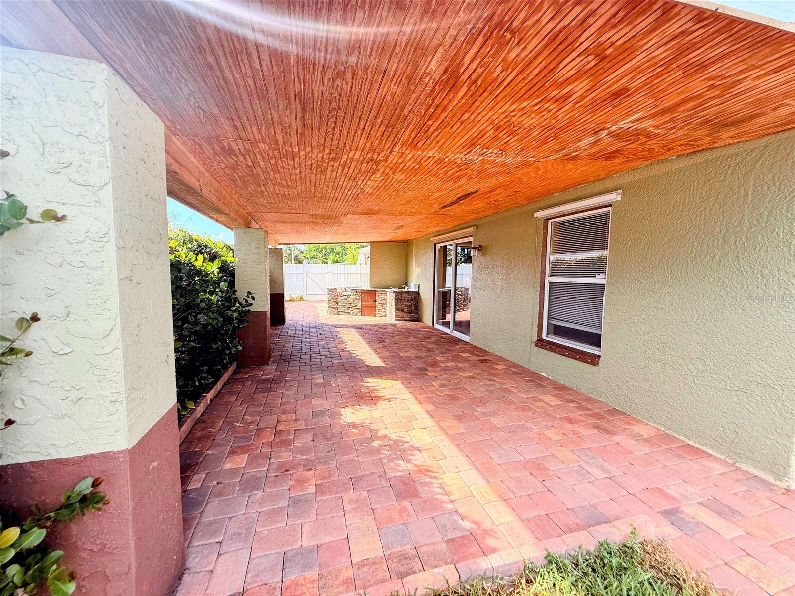 Image 9 of 11 For 2075 4th Avenue Sw