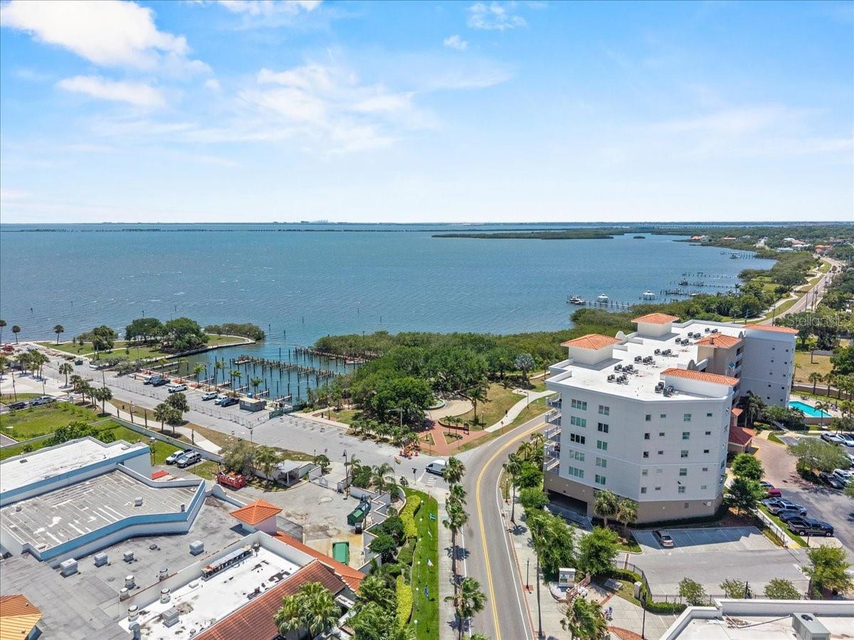 Listing photo id 27 for 531 6th Street S