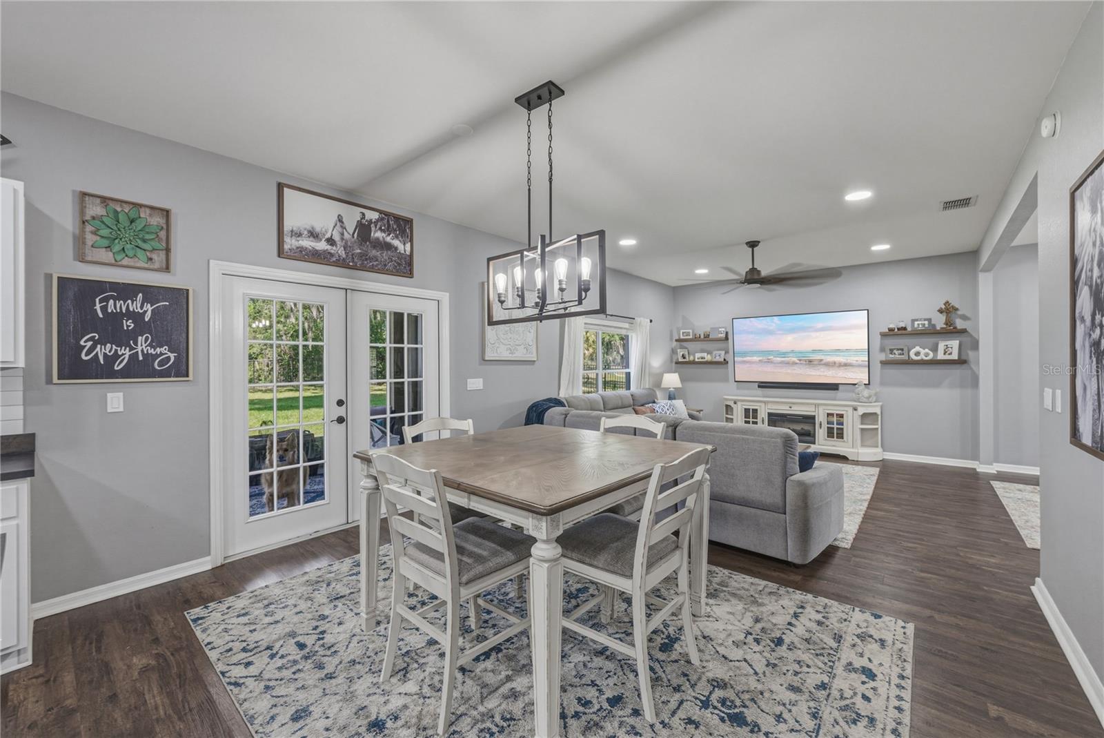 Image 21 of 88 For 3167 Blackwater Oaks Way