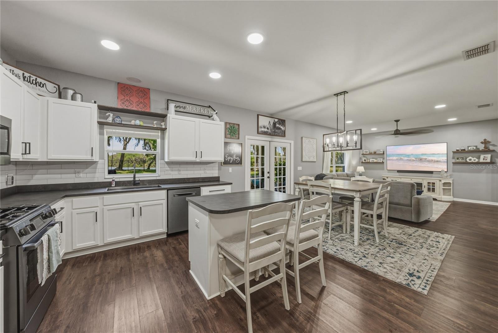 Image 25 of 88 For 3167 Blackwater Oaks Way