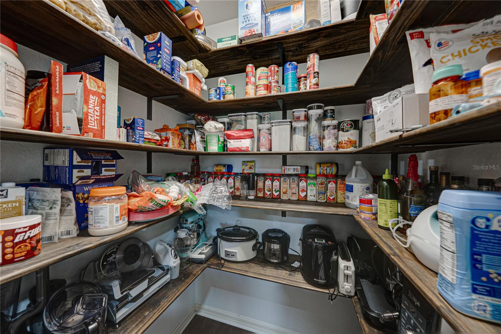 Image 26 of 88 For 3167 Blackwater Oaks Way