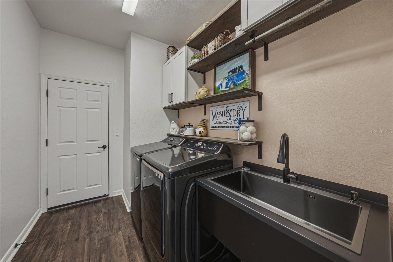 Image 27 of 88 For 3167 Blackwater Oaks Way