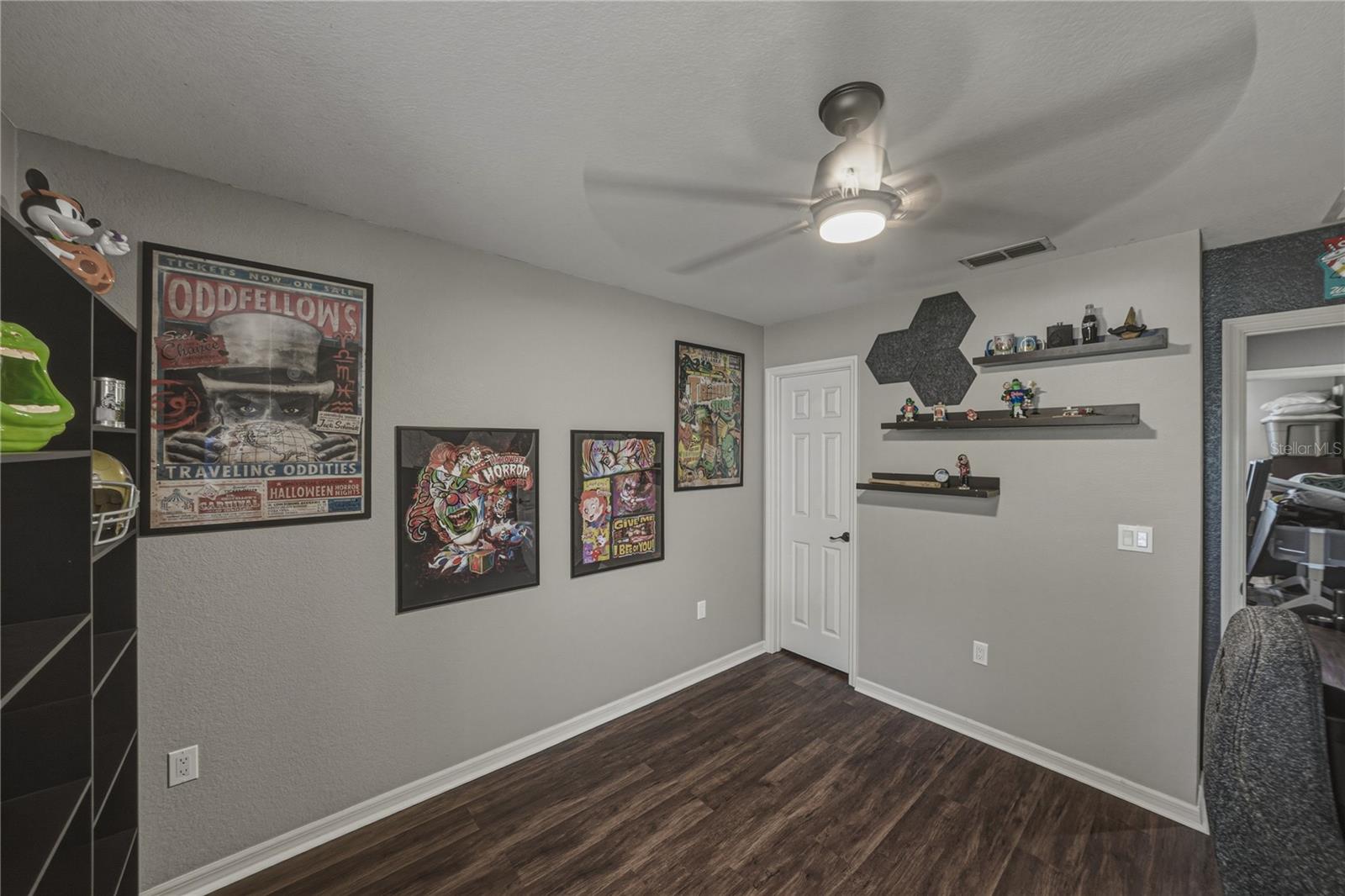 Image 34 of 88 For 3167 Blackwater Oaks Way