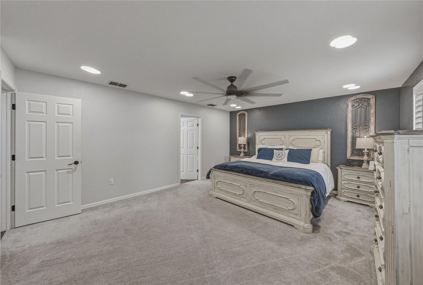 Image 42 of 88 For 3167 Blackwater Oaks Way